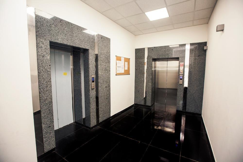 Smart-House Smart Kvartira S Kukhnei Vozle Metro. Kiew Exterior foto